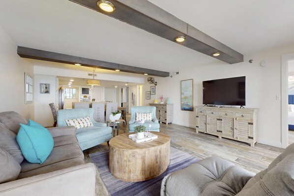 Télévision, lecteur de DVD, vidéothèque