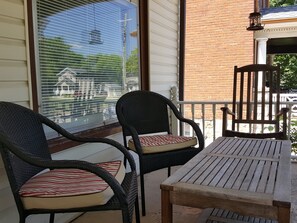 Property grounds - The Maple Leaf House - Walking Distance to The Falls and Downtown! (Niagara Falls)