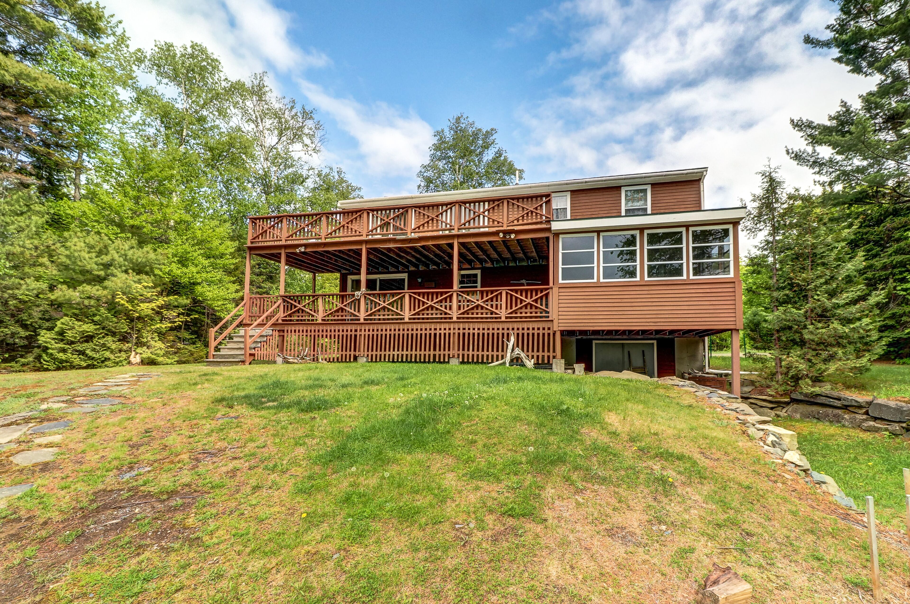 Lakefront Cabin with Lake Views, Private Dock & Entertainment - Great for Families
