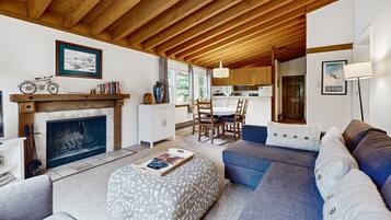 TV, fireplace, foosball, table tennis