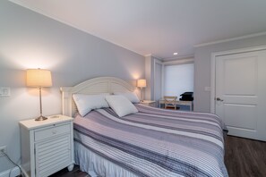 1 bedroom, desk, iron/ironing board, free WiFi