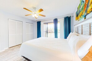 2 bedrooms, iron/ironing board, Internet, bed sheets