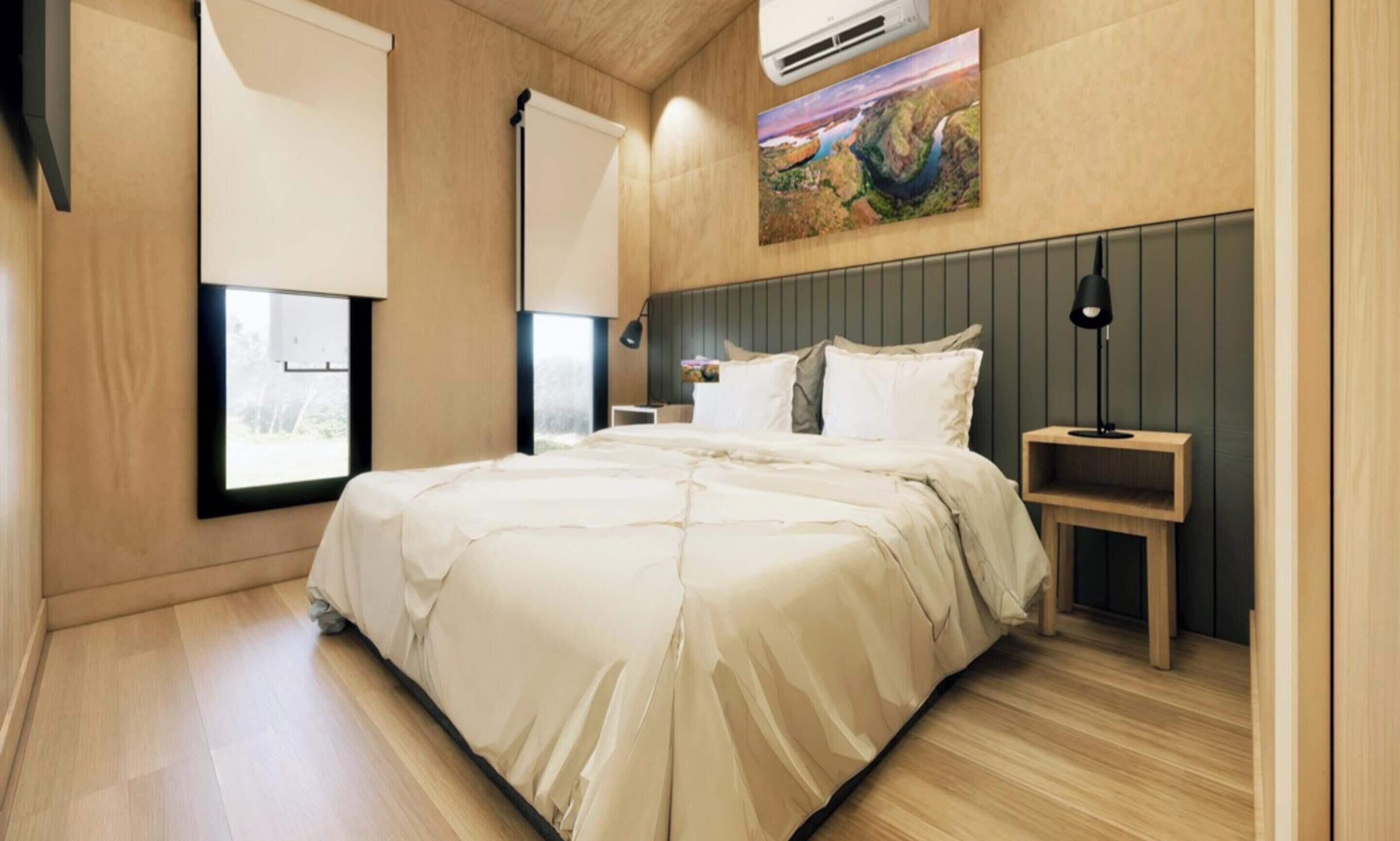 Superior 2 Bedroom Cabin - Sleeps 6 | Individually decorated, iron/ironing board, bed sheets
