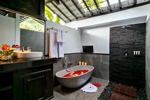 Baignoire profonde