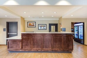 Lobby - Comfort Inn & Suites Schenectady - Scotia (Schenectady)