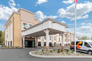Exterior - Comfort Inn & Suites Schenectady - Scotia (Schenectady)