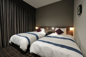 Blackout curtains, free WiFi, bed sheets