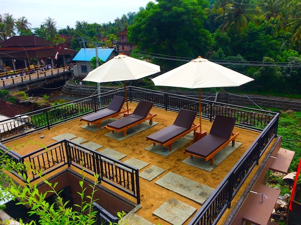 Sundeck - Amed Romance (Karangasem)