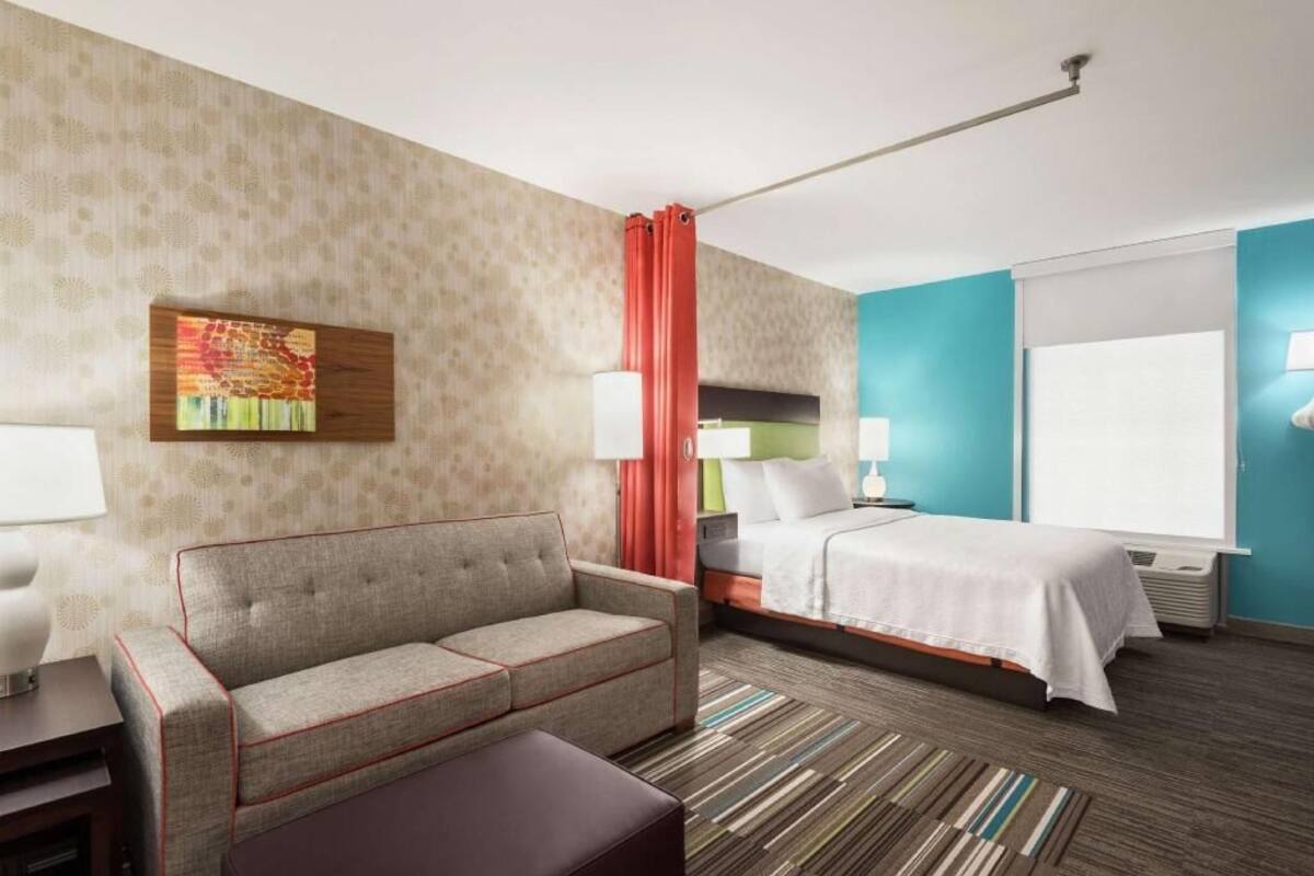 In-room safe, desk, laptop workspace, blackout drapes
