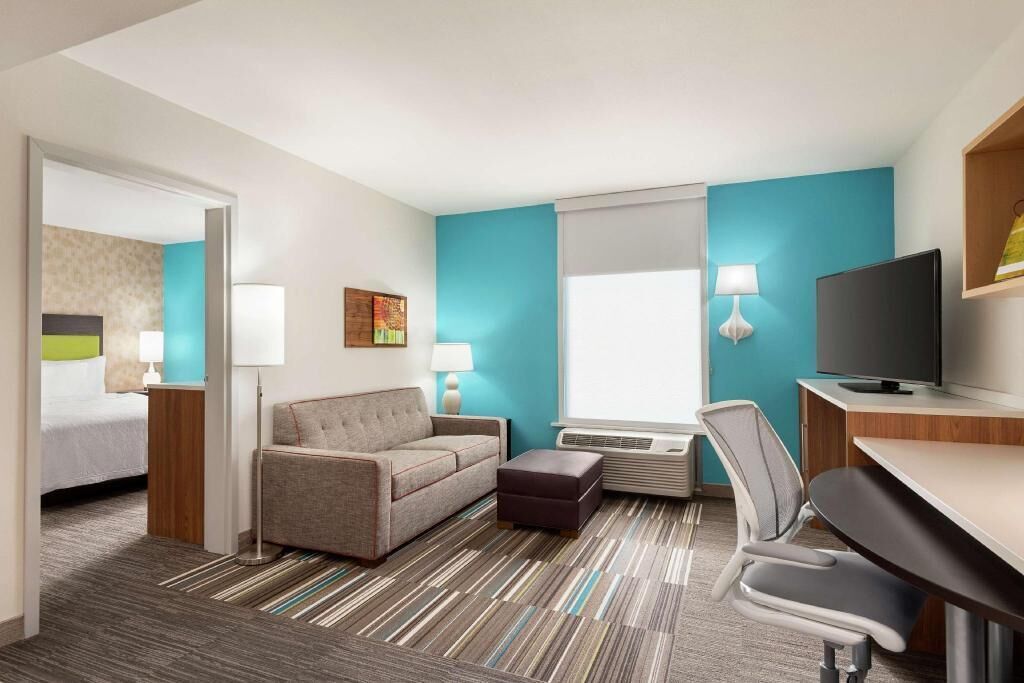 In-room safe, desk, laptop workspace, blackout drapes