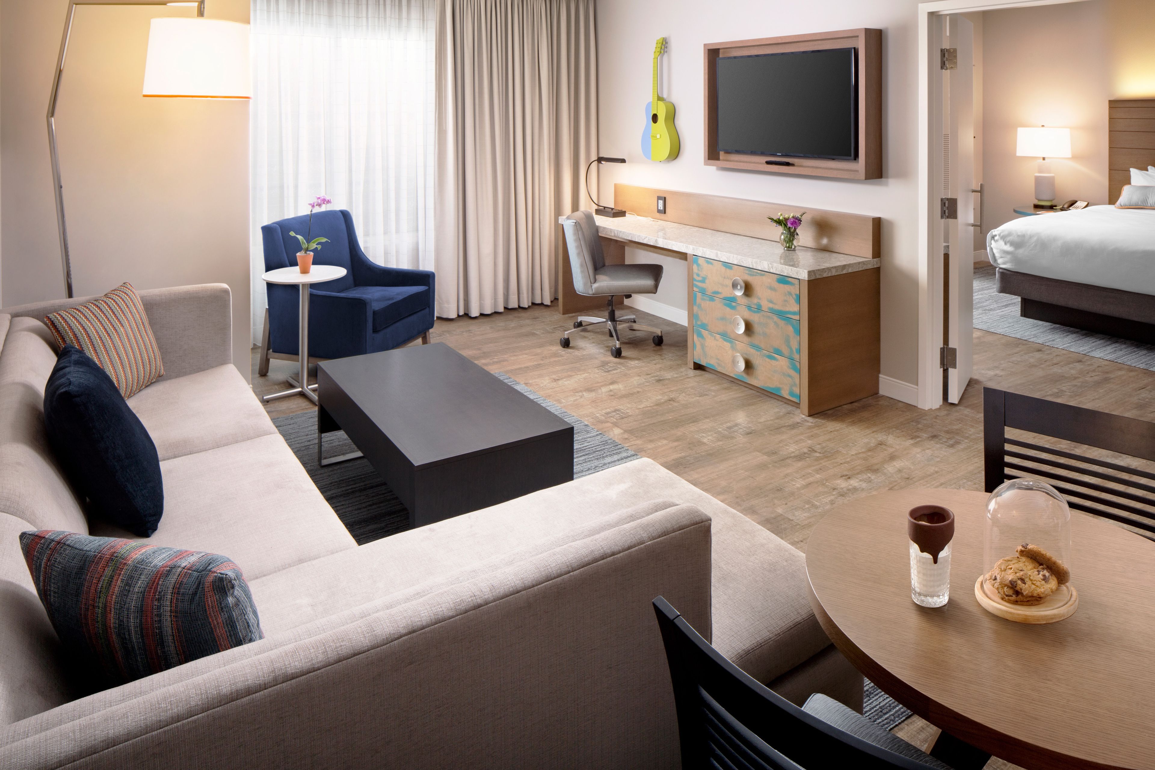 1 bedroom, premium bedding, pillow-top beds, desk