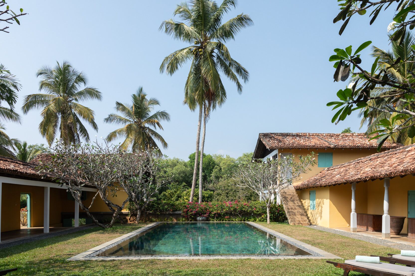 Outdoor pool, pool loungers