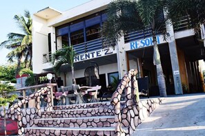 Exterior - Amanentez Olongapo (Olongapo)