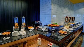 Bữa sáng kiểu Âu hàng ngày (250 INR/mỗi người)