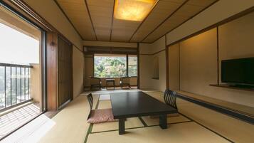 ํธ๋๋์
๋๋ฃธ, ๊ธ์ฐ (Japanese Style, 6 People) | 1 ๊ฐ์ ์นจ์ค, ๊ณ ๊ธ ์นจ๊ตฌ, ๊ฐ์ค ๋ด ๊ธ๊ณ , ๋ค๋ฆฌ๋ฏธ/๋ค๋ฆฌ๋ฏธํ