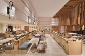 3 restaurants, breakfast, lunch, dinner served; Taiwanese cuisine - Four Points by Sheraton Yilan Jiaoxi (Jiaoxi)