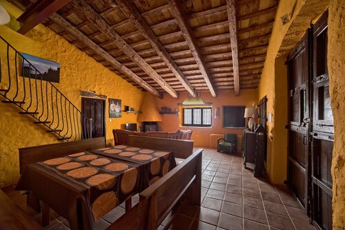 Hostal Restaurant Pous de la Neu