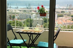 Romantic Apartment, 1 Bedroom, Balcony, Harbour View | Balcony