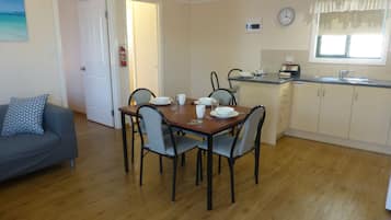 Cabin, 2 Bedrooms | 1 bedroom, premium bedding, iron/ironing board, free WiFi