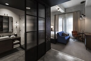 Premium bedding, pillowtop beds, minibar, in-room safe