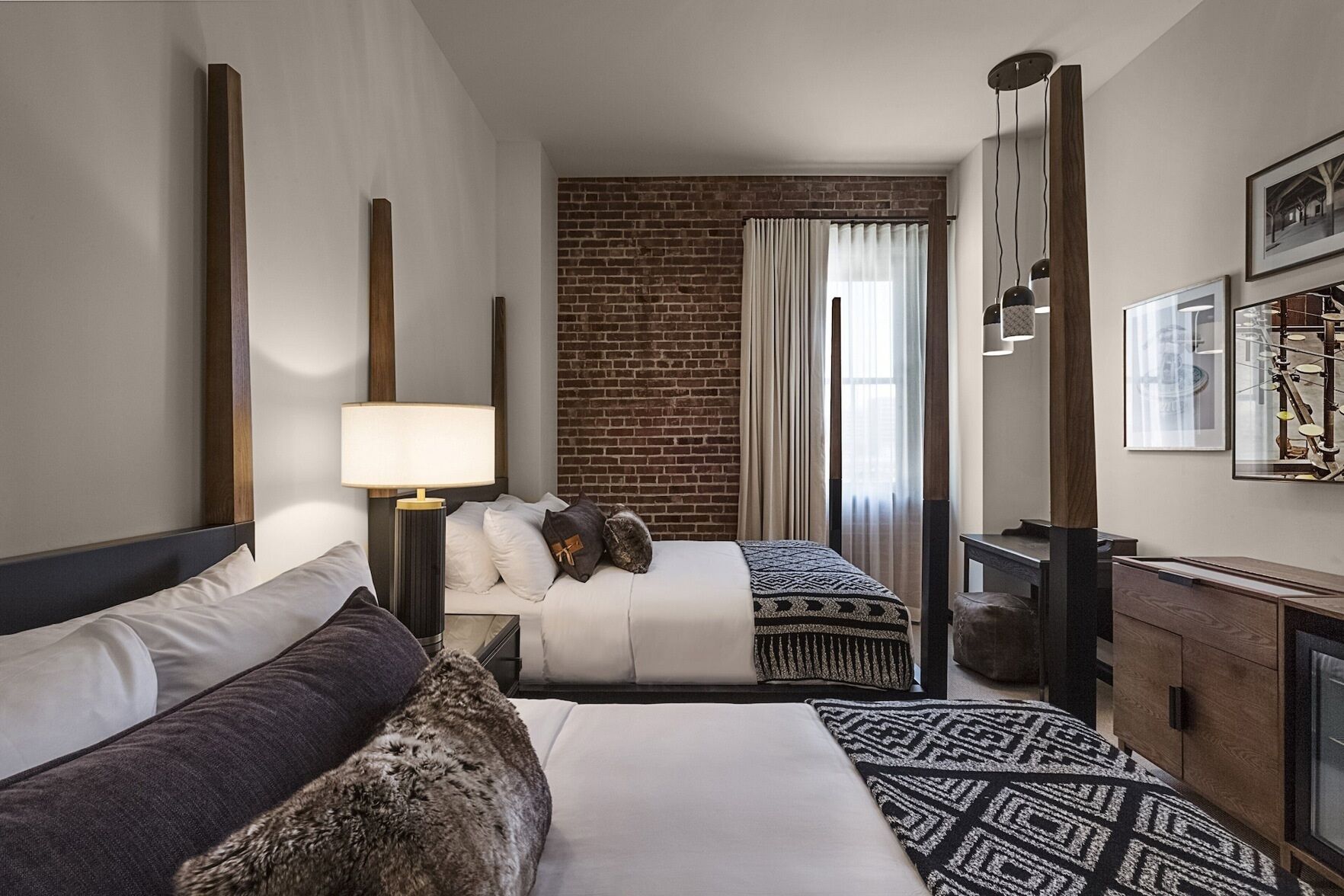 Premium bedding, pillowtop beds, minibar, in-room safe