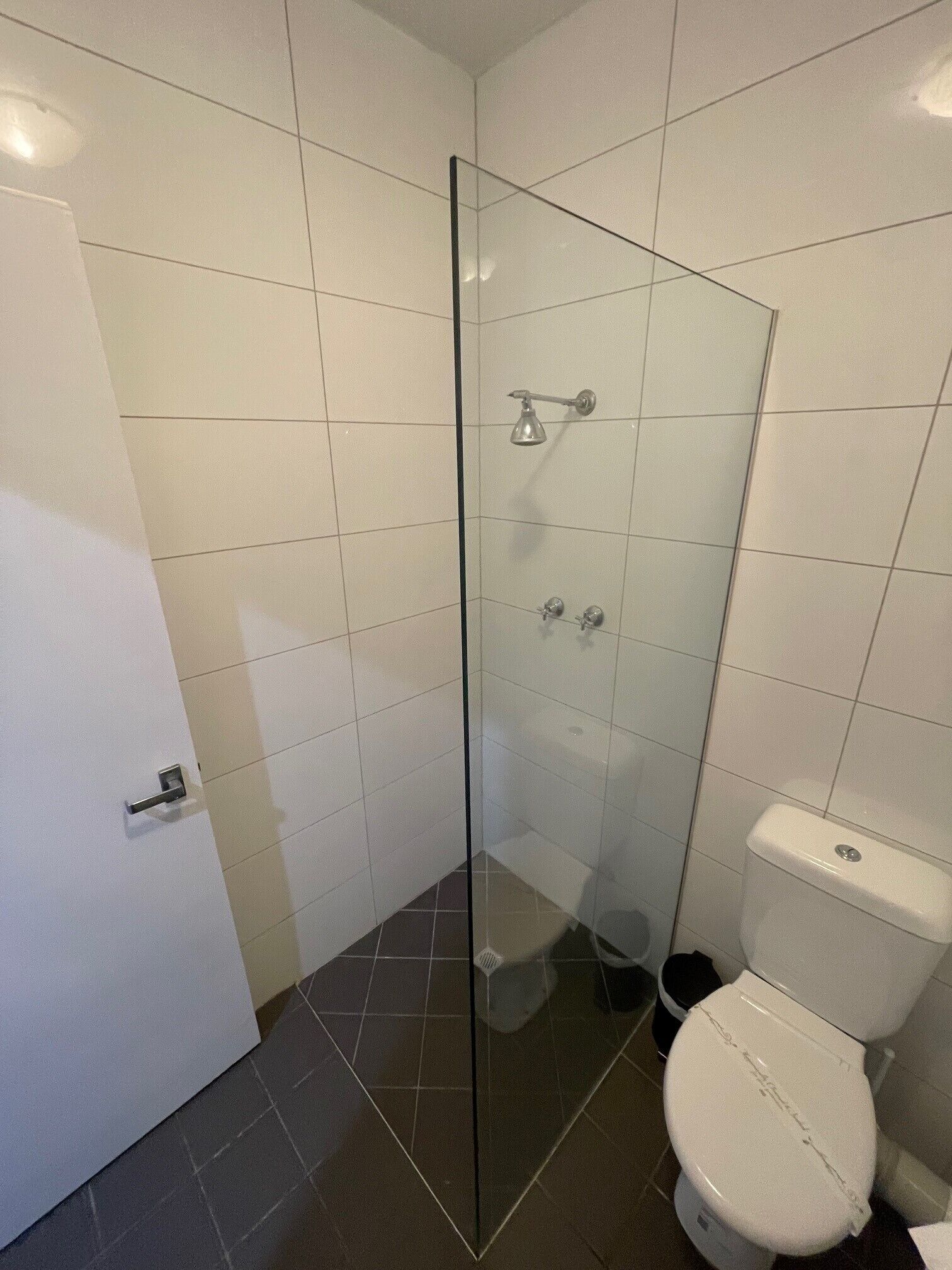 family room, multiple beds, non smoking | bathroom | shower, hair dryer, towels