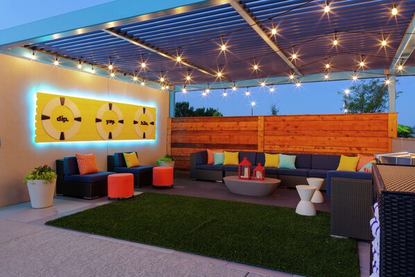 Terrace/patio - TRU BY Hilton Round Rock (Round Rock)