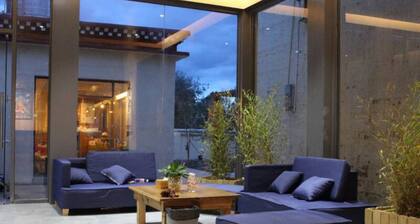 Shangri-La Youyou Inn