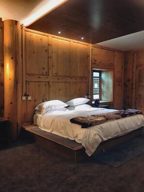 Deluxe Double Room, Garden View | Room amenity