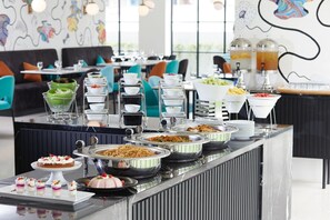 Daily buffet breakfast for a fee