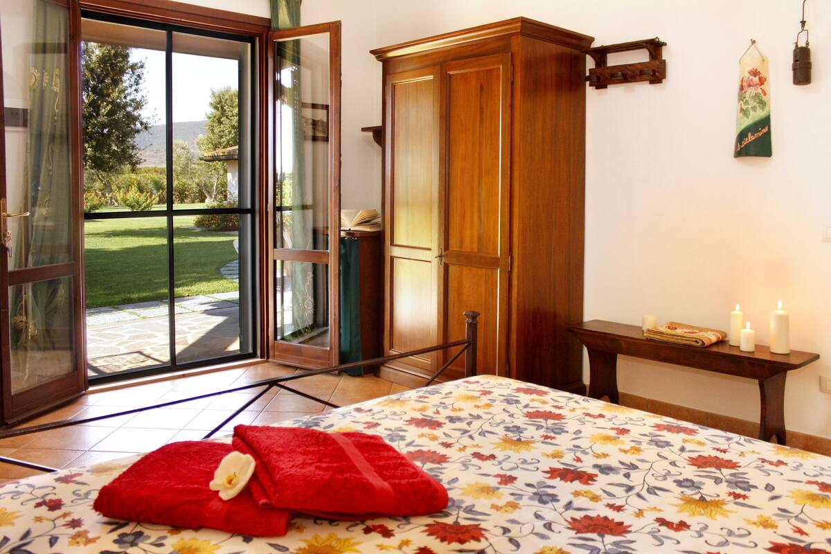 Habitación doble, vistas al jardín | Wifi gratis y ropa de cama