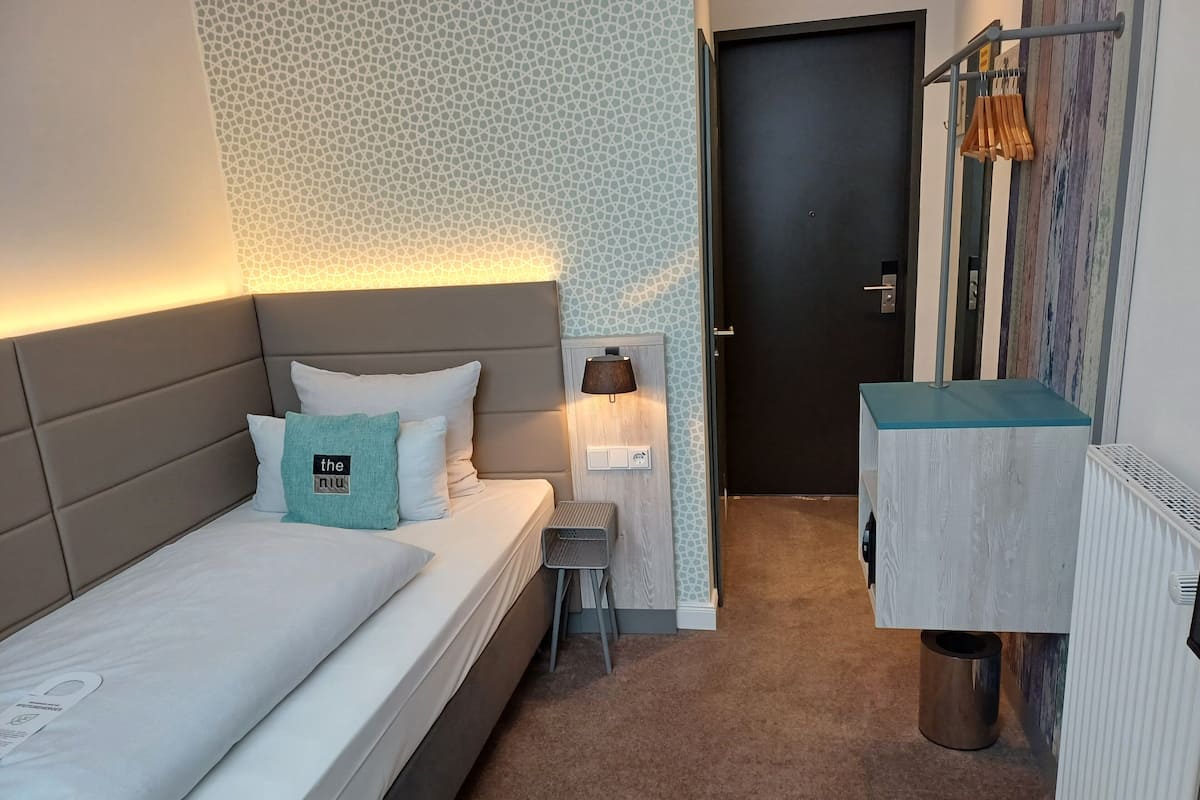 Standard Room, 1 Twin Bed (Annex) | In-room safe, soundproofing, free cribs/infant beds, free WiFi