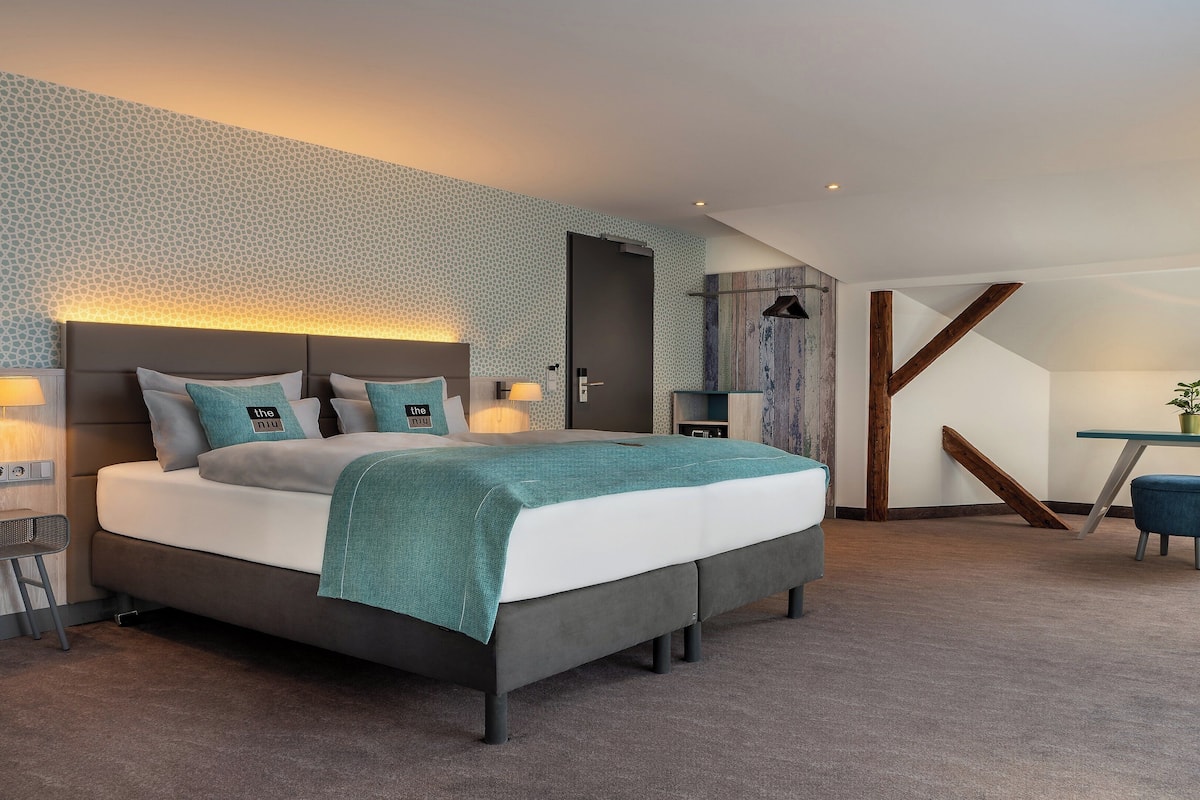 In-room safe, soundproofing, free cribs/infant beds, free WiFi