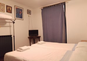 Wifi gratis y ropa de cama 