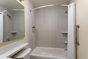 Free toiletries, hair dryer, towels - Candlewood Suites Rochester Mayo Clinic Area by IHG (Rochester)