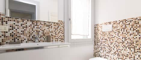 Appartement, 2 chambres | Salle de bain