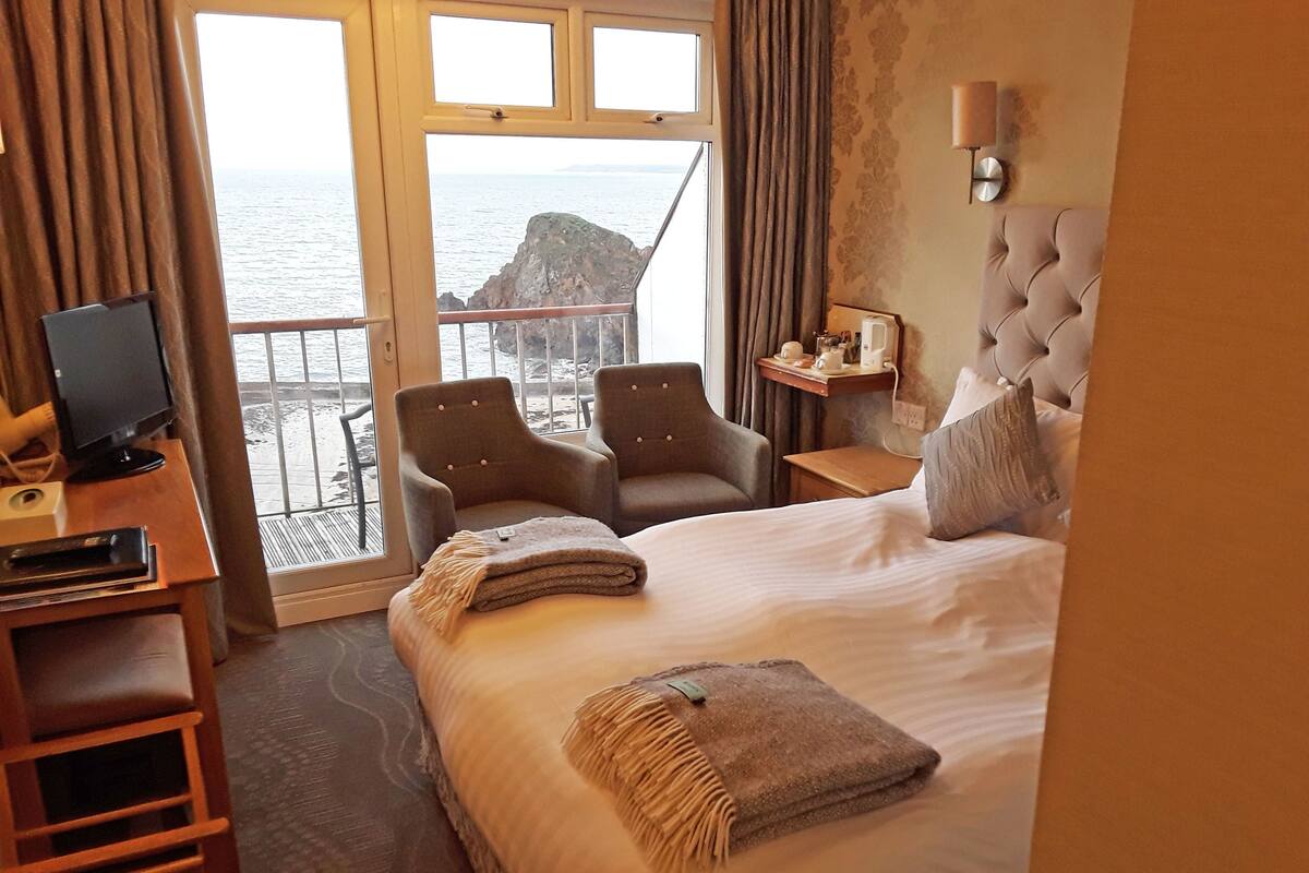 Standard Double Room, 1 Double Bed, Balcony, Sea View