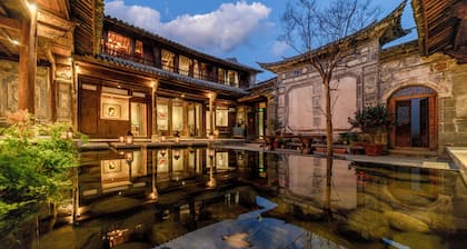 Dali Old Courtyard Boutique Inn