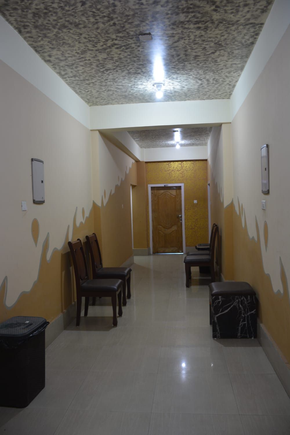 إطلالة على الفناء