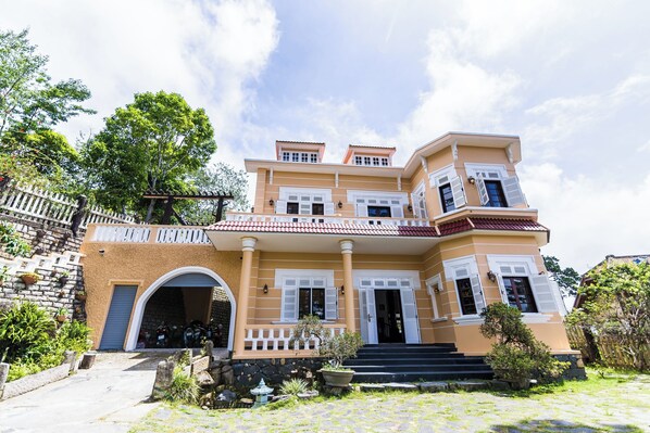 Exterior - Dragon Dalat Villa (Da Lat)