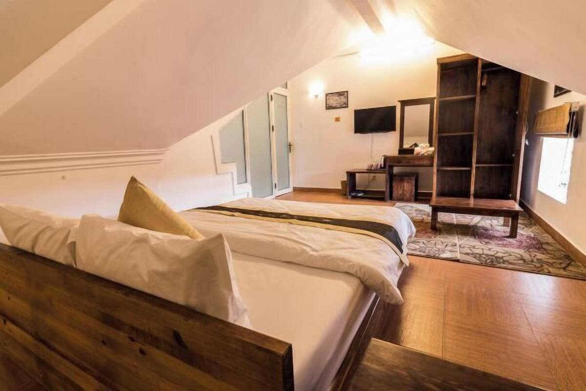 Minibar, skrivebord, mørklægningsgardiner, lydisolering