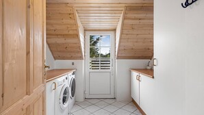 Interior - Lovely home in Ringkøbing with WiFi (Ringkøbing)