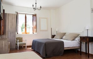 Family Quadruple Room, Non Smoking, Garden View | Wi-fi percuma, cadar katil 