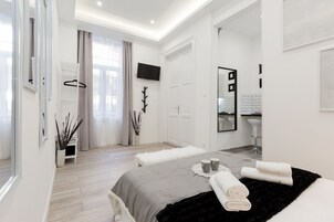 Superior-huoneisto | Äänieristys, silitysrauta/-lauta, ilmainen Wi-Fi