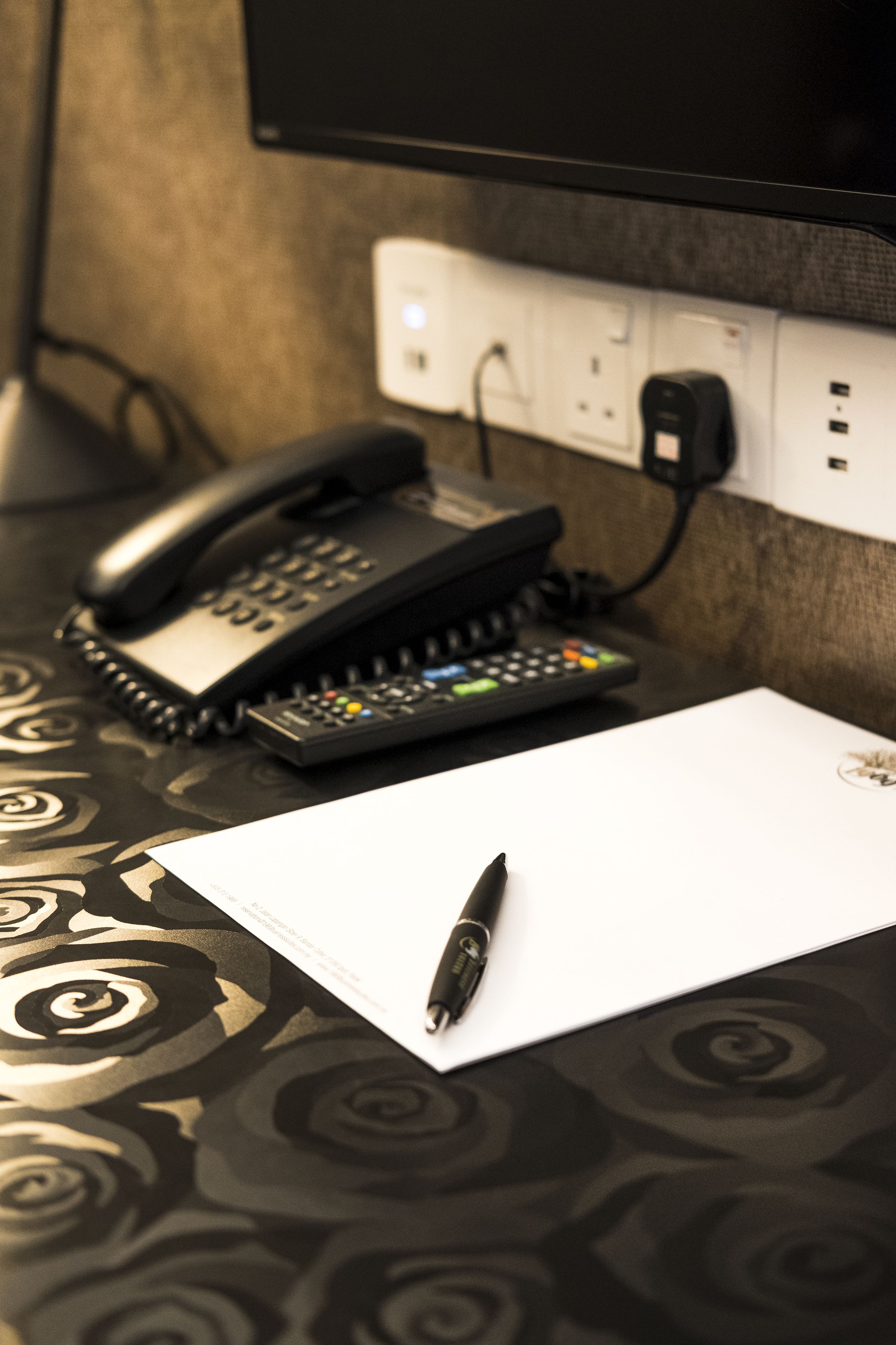 business premier room (queen) | room amenity