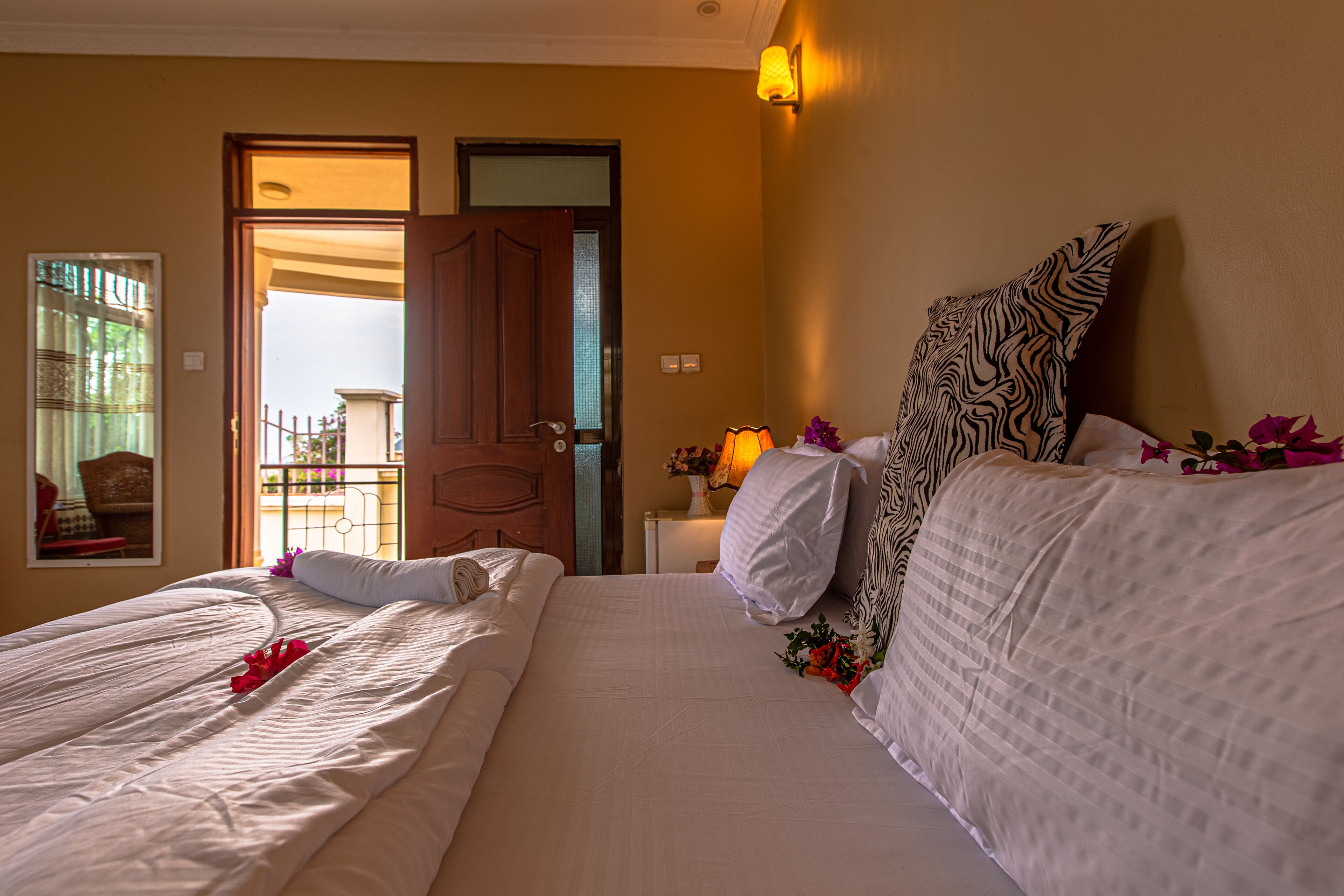deluxe double room, garden view | 1 bedroom, frette italian sheets, premium bedding, pillow-top beds