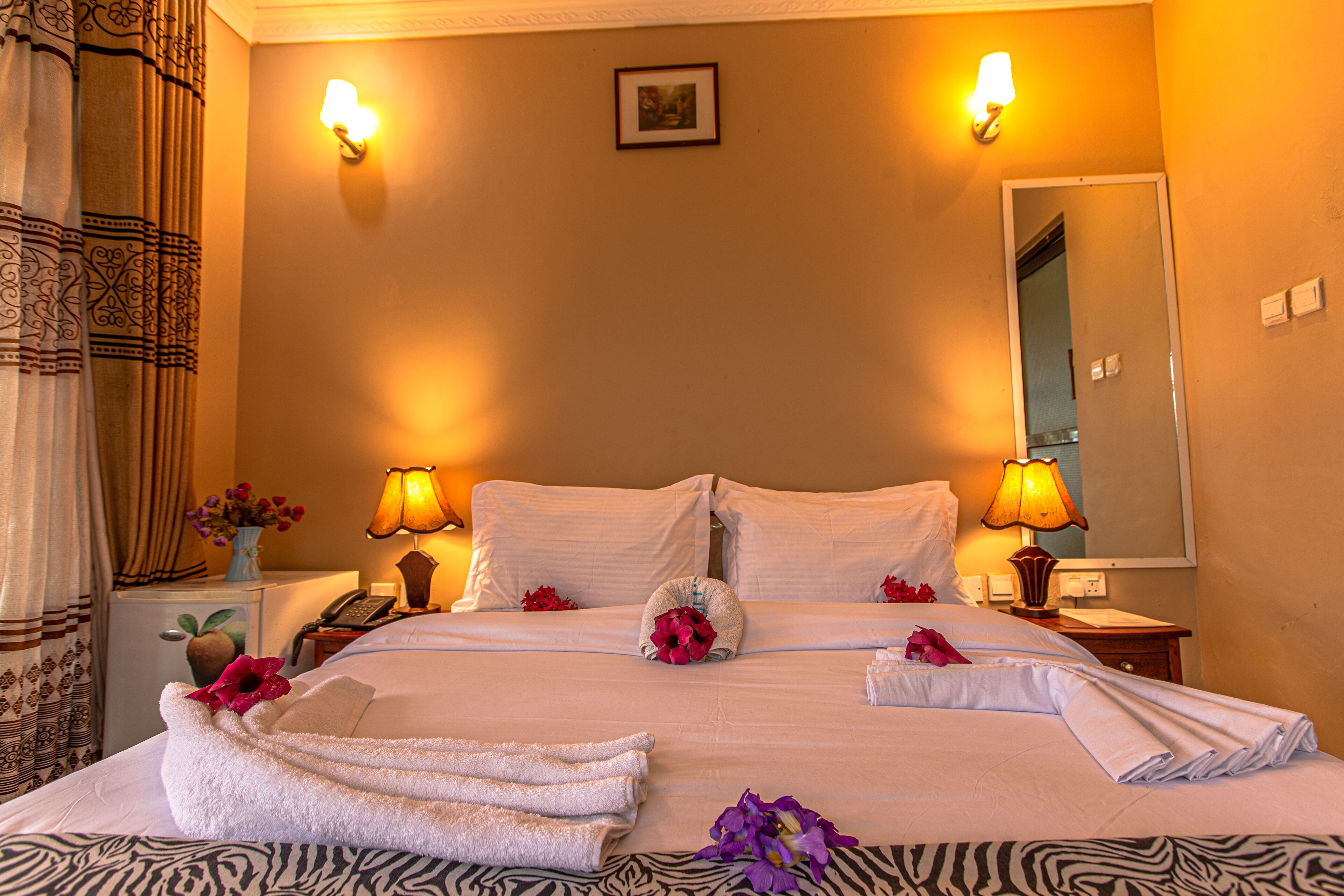 1 bedroom, frette italian sheets, premium bedding, pillow-top beds