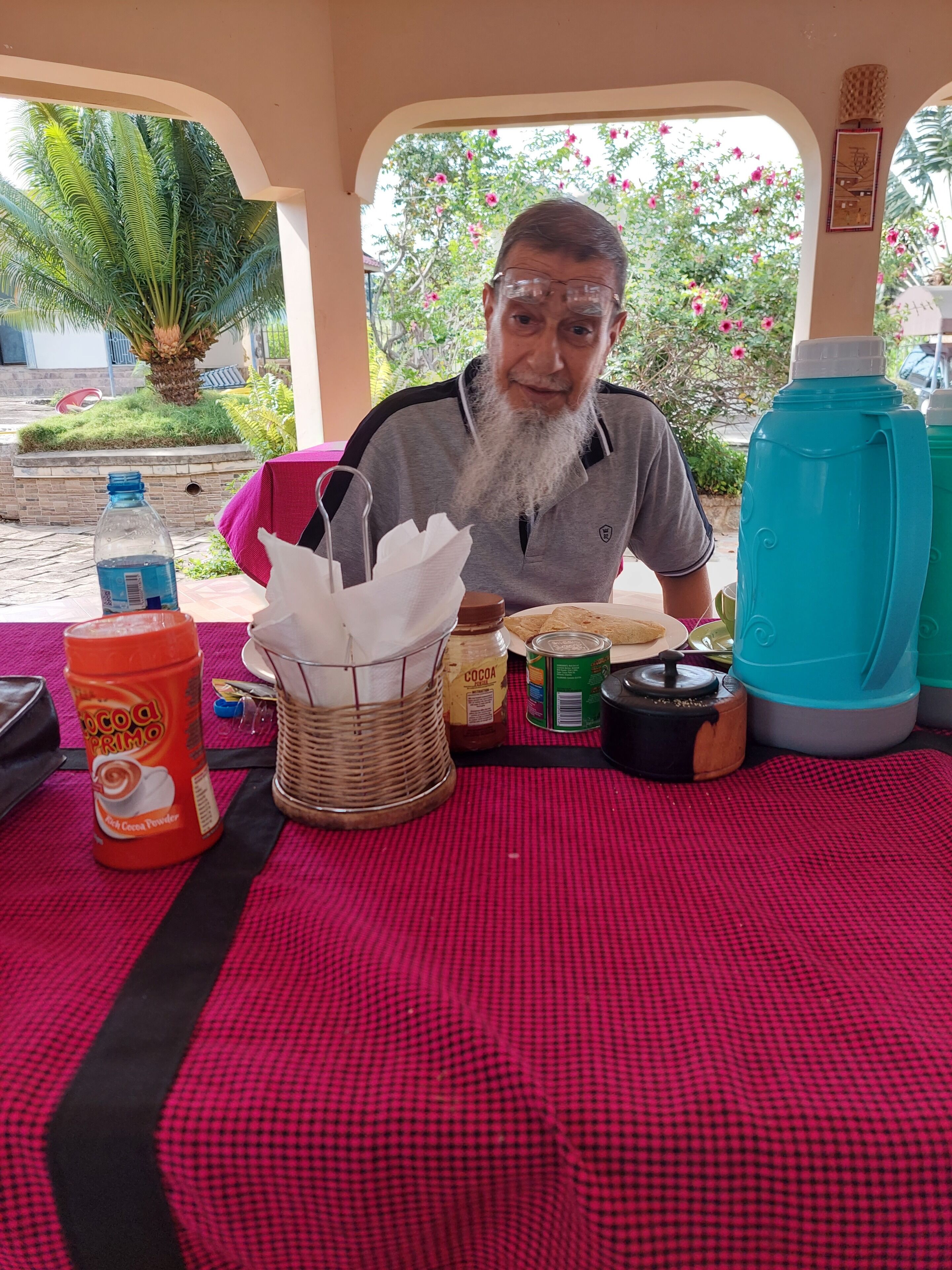 breakfast, lunch, dinner served; african cuisine