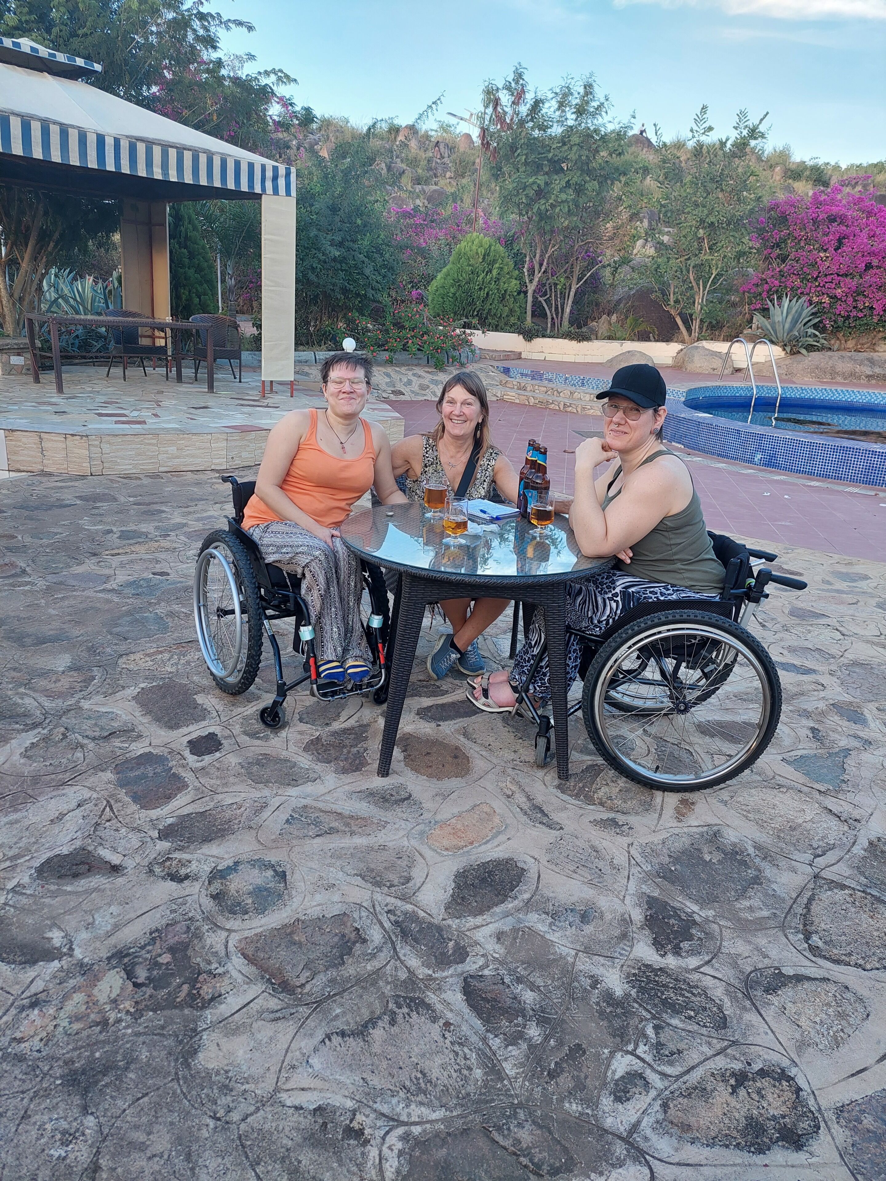 breakfast, lunch, dinner served; african cuisine