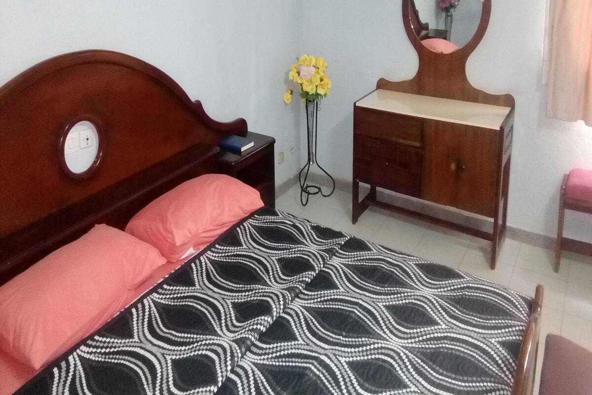 Double Room | 1 bedroom, desk, blackout drapes, WiFi (free)